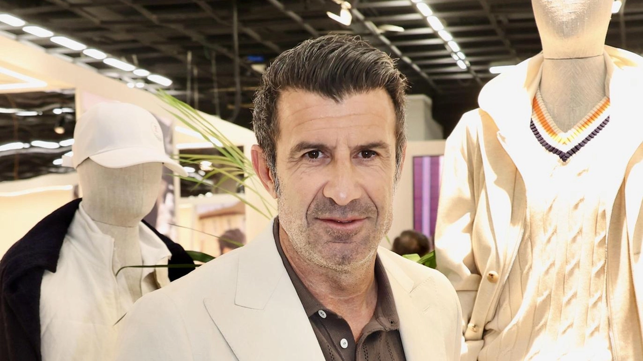 Fair Play Menarini sempre più Figo. Il pallone d’oro fra le star del Premio