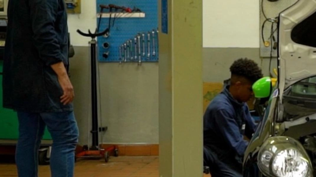 Aperte le iscrizioni anche per i percorsi formativi professionalizzanti proposti dal Consorzio Sul (Scuole umbre per il lavoro) e rivolti... Aperte le iscrizioni anche per i percorsi formativi professionalizzanti proposti dal Consorzio Sul (Scuole umbre per il lavoro) e rivolti...