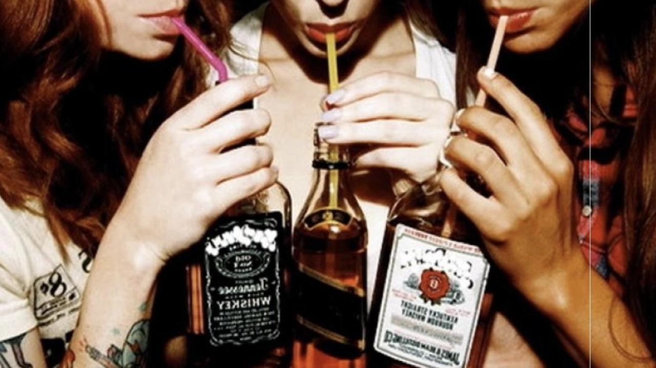 Sempre più numerosi i disagi, caos e risse a causa dell’abuso di alcol. tra i giovani
