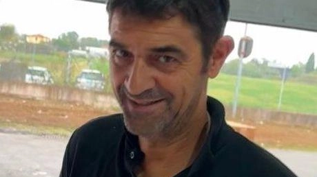Si è spento Maurizio Lo Coco conosciutissimo in città. La tragedia sabato sera. nella sua abitazione a Crociata. Si è spento Maurizio Lo Coco conosciutissimo in città. La tragedia sabato sera. nella sua abitazione a Crociata.