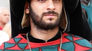 Luca Fragalà ha 34 anni ed è titolare della Bottega di Giacco a San Giuliano, ha sempre partecipato attivamente alla...