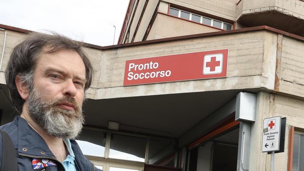 https://www.lanazione.it/image-service/view/acePublic/alias/contentid/MWUwZGI0MWItY2YzZC00/0/attese-brevi-e-visite-mediche-lampo-il-pir-supera-di-nuovo-lesame-peccato-per-la-sosta-selvaggia.jpeg?f=16:9&w=1200&h=630