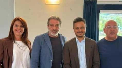 I consiglieri di minoranza di Castelnuovo Magra, Martina Tonelli e Gherardo Ambrosini, del gruppo “Castelnuovo civica”, ed Emanuele Micocci e Marzio Favini di “RicominciAmo Castelnuovo”
