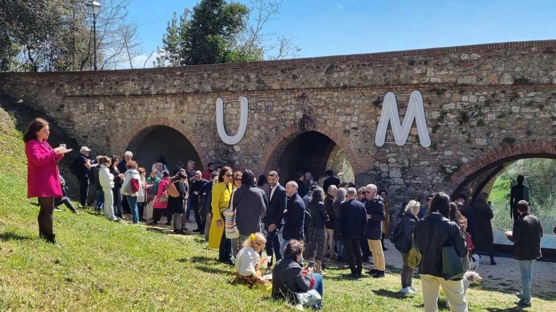 L’intera giornata, tra passeggiate, opere, arti e musica, intende rimarcare fortemente la mission perseguita da Associazione Arte Continua L’intera giornata, tra passeggiate, opere, arti e musica, intende rimarcare fortemente la mission perseguita da Associazione Arte Continua