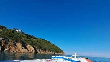 PORTO SANTO STEFANO Intervento della Guardia costiera di Porto Santo Stefano per prestare soccorso a dei diportisti in difficoltà: la... PORTO SANTO STEFANO Intervento della Guardia costiera di Porto Santo Stefano per prestare soccorso a dei diportisti in difficoltà: la...