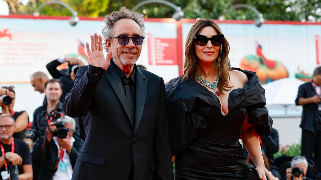 tim burton e monica bellucci nido d amore in toscana  acquistata una proprietà a palazzone