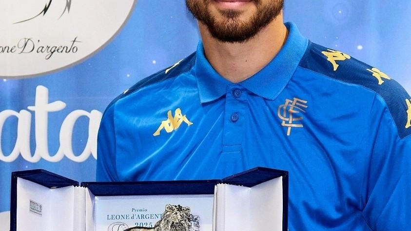IL PREMIO. Il Leone d’Argento a Giuseppe Pezzella. Seghetti ’Leoncino’