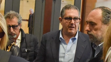 Tangenti e affari, il governatore Toti agli arresti domiciliari. L’accusa: corruzione