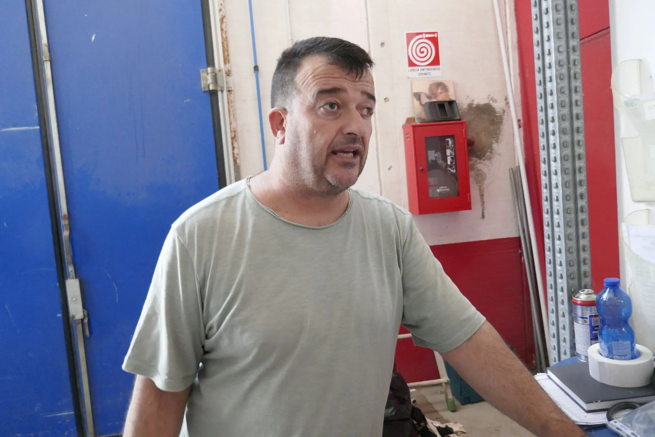 Operai aggrediti, il marito della titolare: “Se chiudiamo è colpa dei lavoratori in sciopero”