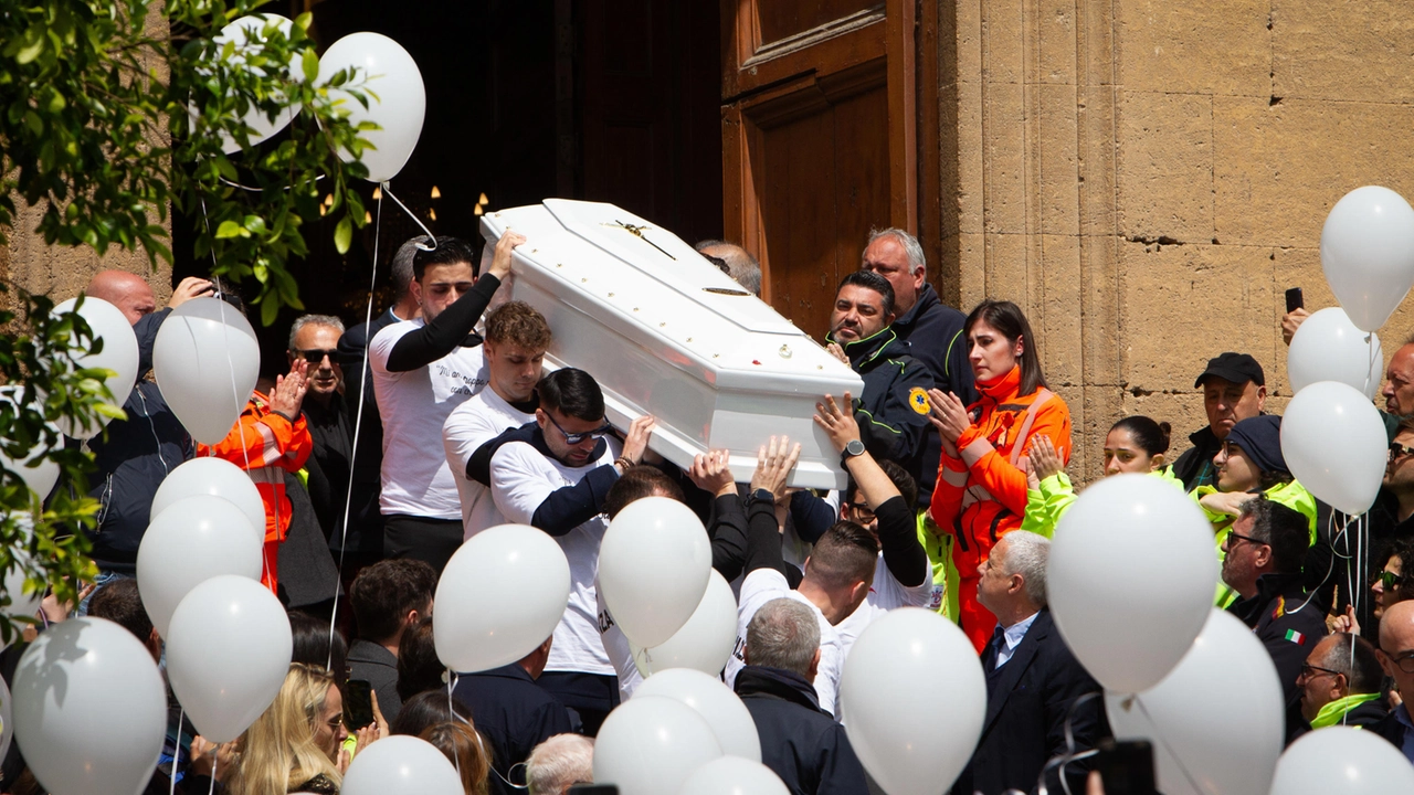 Funerale Sara Campanella vittima di femminicidio a Misilmeri