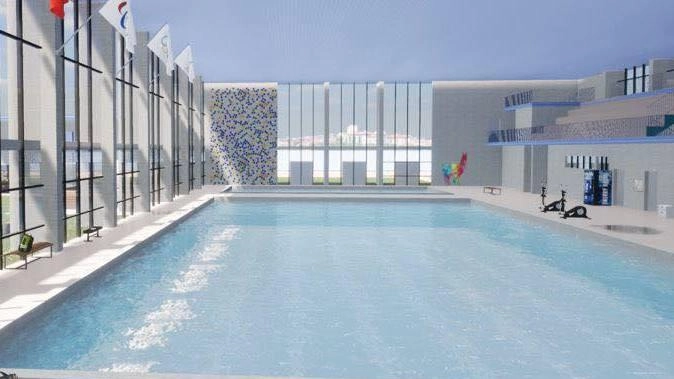 Il rendering del progetto di rigenerazione della piscina comunale ’Frati’ nel capoluogo; il cantiere è aperto