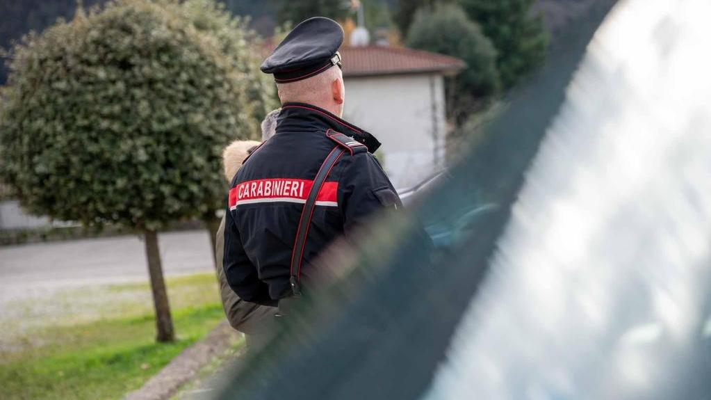 Un chilo di hashish in casa, giovane arrestato per spaccio