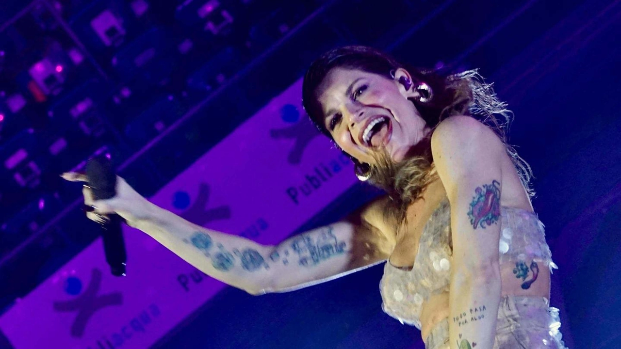 Alessandra Amoroso sarà in concerto il 26 luglio allo stadio comunale Checcarini con una data del suo “Fino a qui summer tour 2025“ Alessandra Amoroso sarà in concerto il 26 luglio allo stadio comunale Checcarini con una data del suo “Fino a qui summer tour 2025“