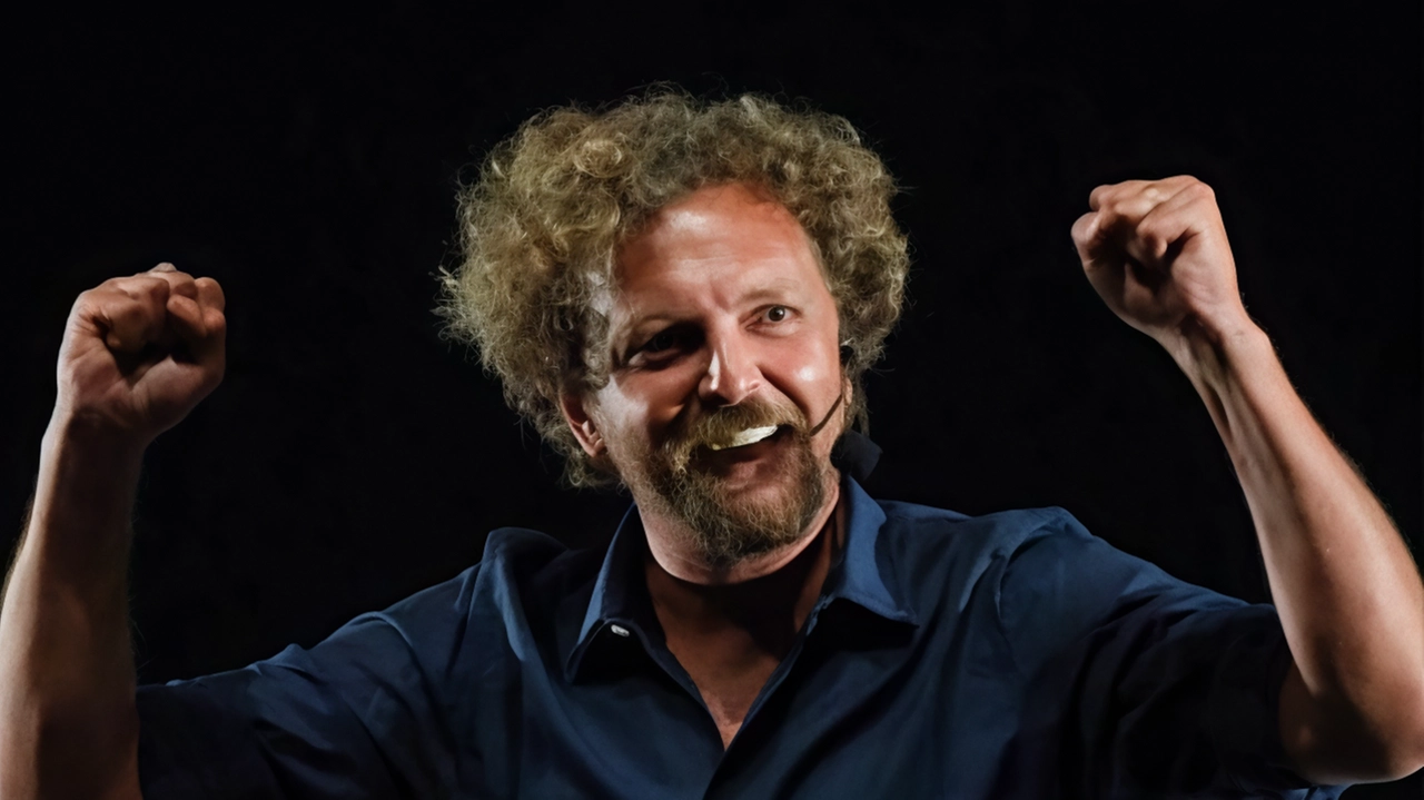 Tra i protagonisti Angelo Duro e Marco Travaglio. Il musical di Aladin, le canzoni di Elvis e Vasco. Tra i protagonisti Angelo Duro e Marco Travaglio. Il musical di Aladin, le canzoni di Elvis e Vasco.