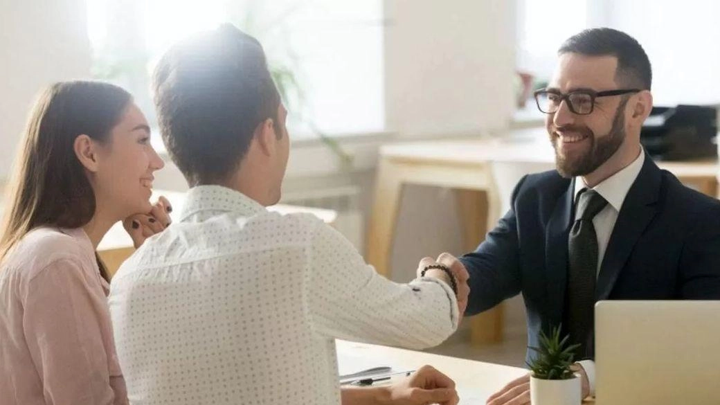 Quanto spendiamo e quanto ci esponiamo nel chiedere un mutuo Quanto spendiamo e quanto ci esponiamo nel chiedere un mutuo