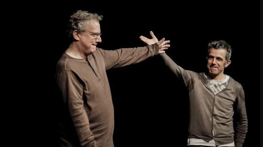 Il trombettista Paolo Fresu e il pianista Uri Caine si esibiranno il 21 settembre al Moon in June, Rocca del Leone di Castiglione del Lago. Il concerto fa parte del cartellone "Sergino Memories" in ricordo di Sergio Piazzoli, con il live del loro ultimo disco "Improvvisi". Il trombettista Paolo Fresu e il pianista Uri Caine si esibiranno il 21 settembre al Moon in June, Rocca del Leone di Castiglione del Lago. Il concerto fa parte del cartellone "Sergino Memories" in ricordo di Sergio Piazzoli, con il live del loro ultimo disco "Improvvisi".