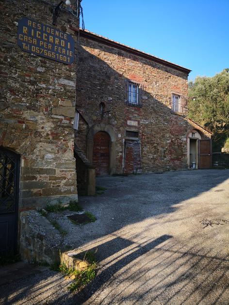 In vendita il fabbricato nelle colline di Montecchio denominato Madonna di Riccardi In vendita il fabbricato nelle colline di Montecchio denominato Madonna di Riccardi