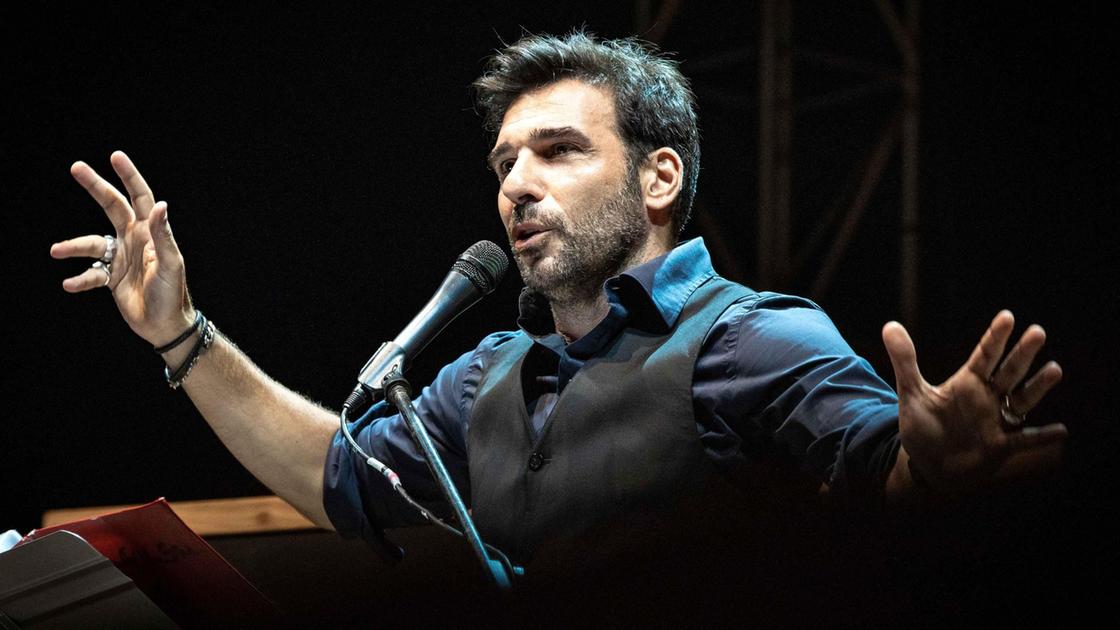 Palcoscenici stellati. Edoardo Leo racconta venti anni di ’appunti’ Palcoscenici stellati. Edoardo Leo racconta venti anni di ’appunti’