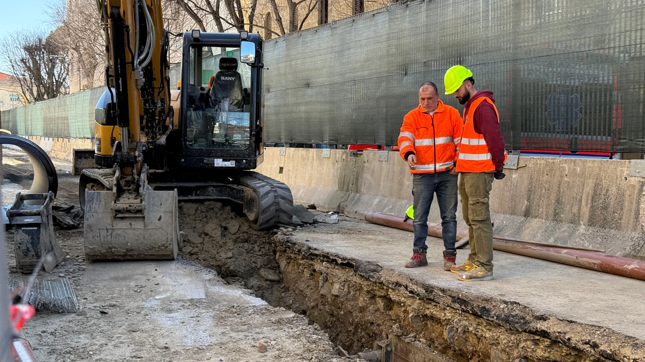 Il cantiere della tramvia in viale Giannotti (Foto Marco Mori/New Press Photo)