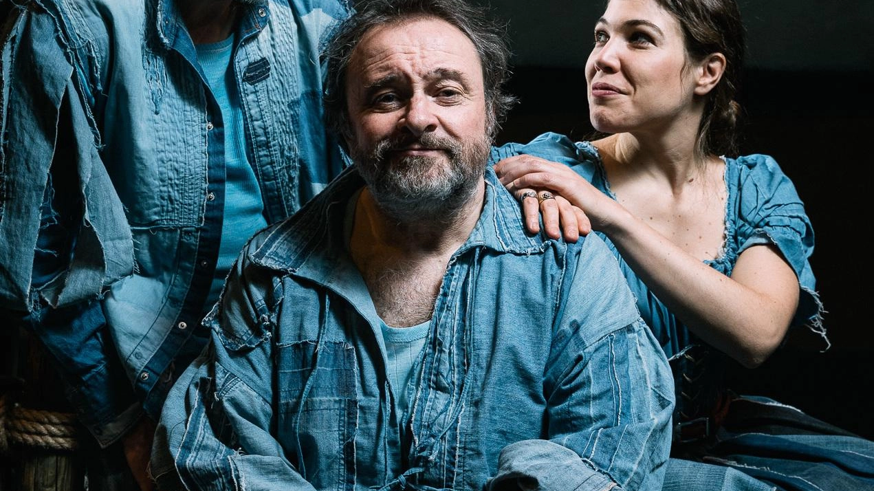 Natalino Balasso porta in scena domani al Puccini “Balasso fa Ruzante (amori disperati in tempo di guerre)”