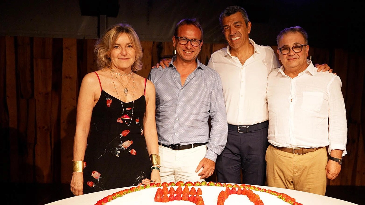 L’azienda nel corso dell’ultimo anno ha festeggiato il suo 50esimo anniversario L’azienda nel corso dell’ultimo anno ha festeggiato il suo 50esimo anniversario