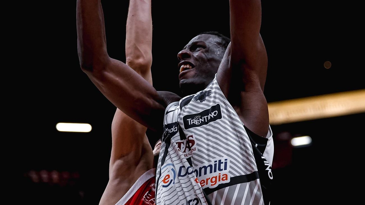 Virtus Bologna: Zanetti confermato, Ivanovic guida la nuova era