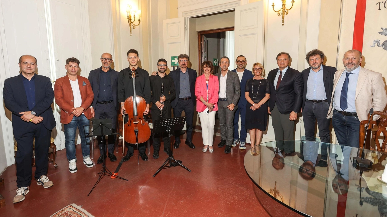 Un momento della presentazione di ieri mattina a Firenze della nuova edizione dell’Arcobaleno d’Estate Un momento della presentazione di ieri mattina a Firenze della nuova edizione dell’Arcobaleno d’Estate