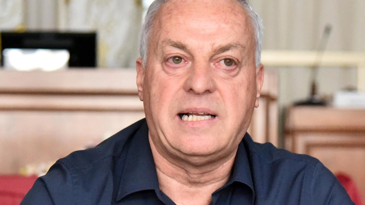 L’assessore Giorgio Poggetti, intervenuto dopo i recenti fatti di violenza avvenuti a Follonica