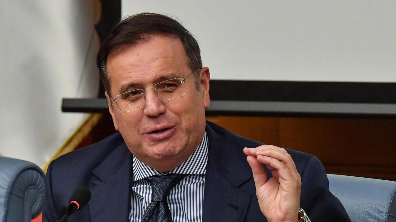 E 'modalità aggressive nella gestione dei servizi bancari' E 'modalità aggressive nella gestione dei servizi bancari'