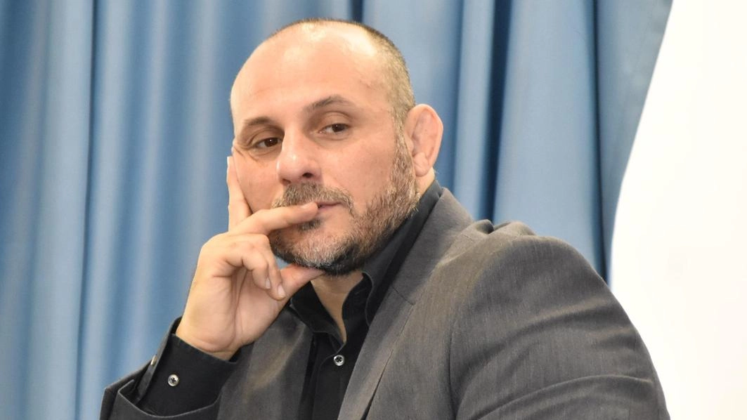 Biondi, Confesercenti: "Bene rafforzare l’impostazione imprenditoriale ma ci sono anche aspetti da chiarire, soprattutto per le piccole aziende". Introdotte due tipologie di struttura, l’Academy Hotel e l’Albergo Diffuso.
