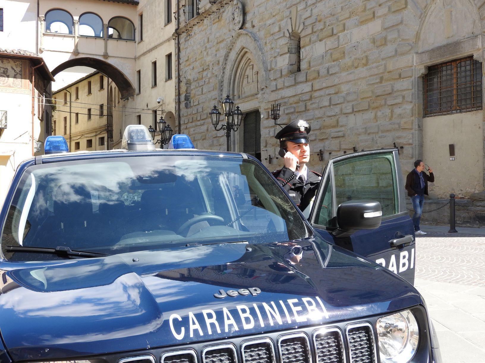 sedicenne trova un portafoglio con 3500 euro lo consegna ai carabinieri