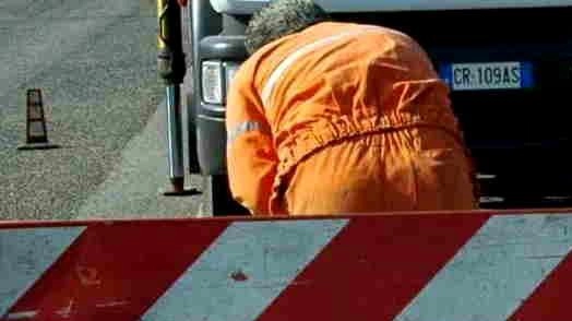 Verifiche dell’Anas sul ponte all’altezza di Strettura Verifiche dell’Anas sul ponte all’altezza di Strettura