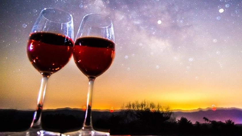 Torna lo storico appuntamento con il Movimento per il Turismo del Vino. Trenta cantine coinvolte Torna lo storico appuntamento con il Movimento per il Turismo del Vino. Trenta cantine coinvolte