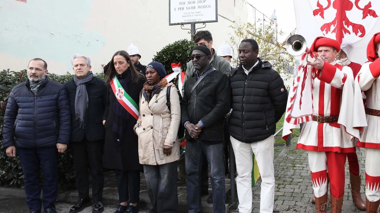 "Bisogna ricordare sempre. Atrocità e sofferenze continuano ad esserci ed è necessario fare memoria quello che di tremendo è accaduto... "Bisogna ricordare sempre. Atrocità e sofferenze continuano ad esserci ed è necessario fare memoria quello che di tremendo è accaduto...