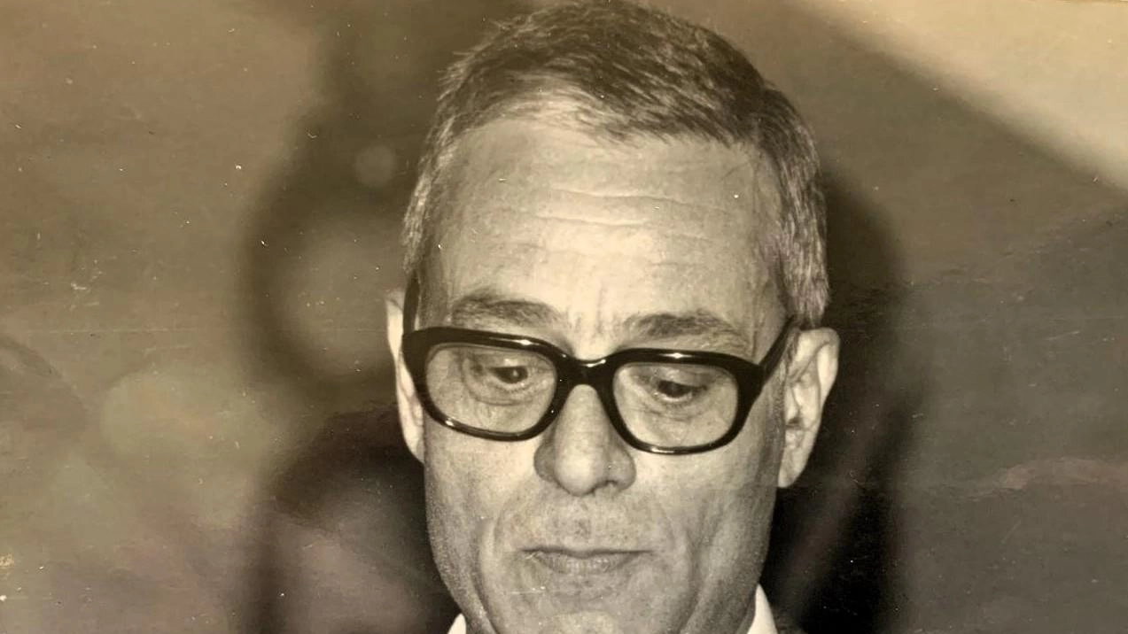 Il professore Costantino Ricci se n’è andato che aveva da poco compiuto 93 anni Il professore Costantino Ricci se n’è andato che aveva da poco compiuto 93 anni