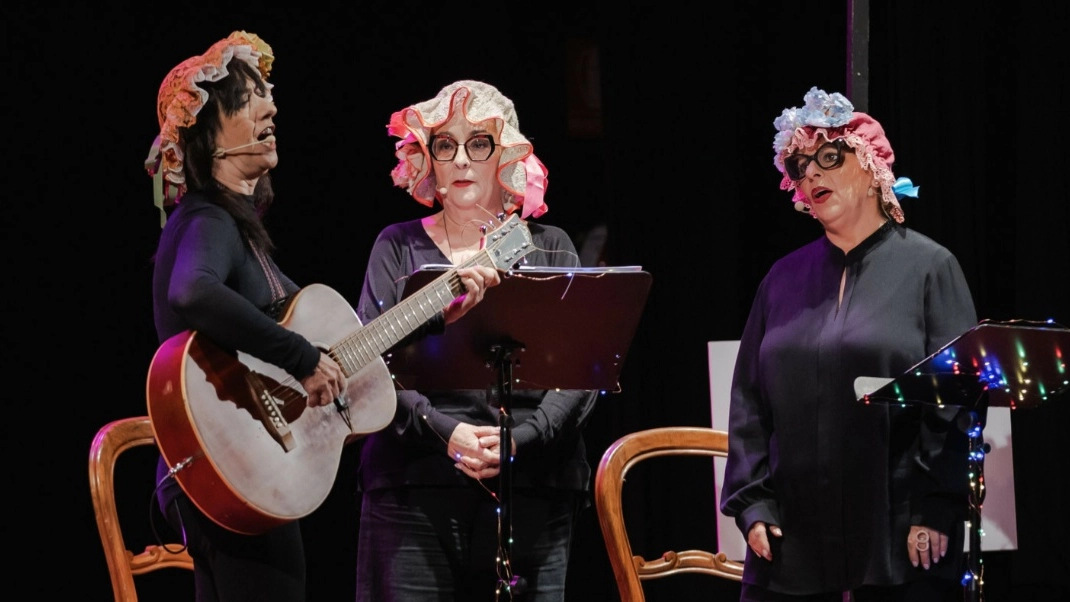 Sesto, in scena lo spettacolo 'Piccole donne crescono?' Sesto, in scena lo spettacolo 'Piccole donne crescono?'