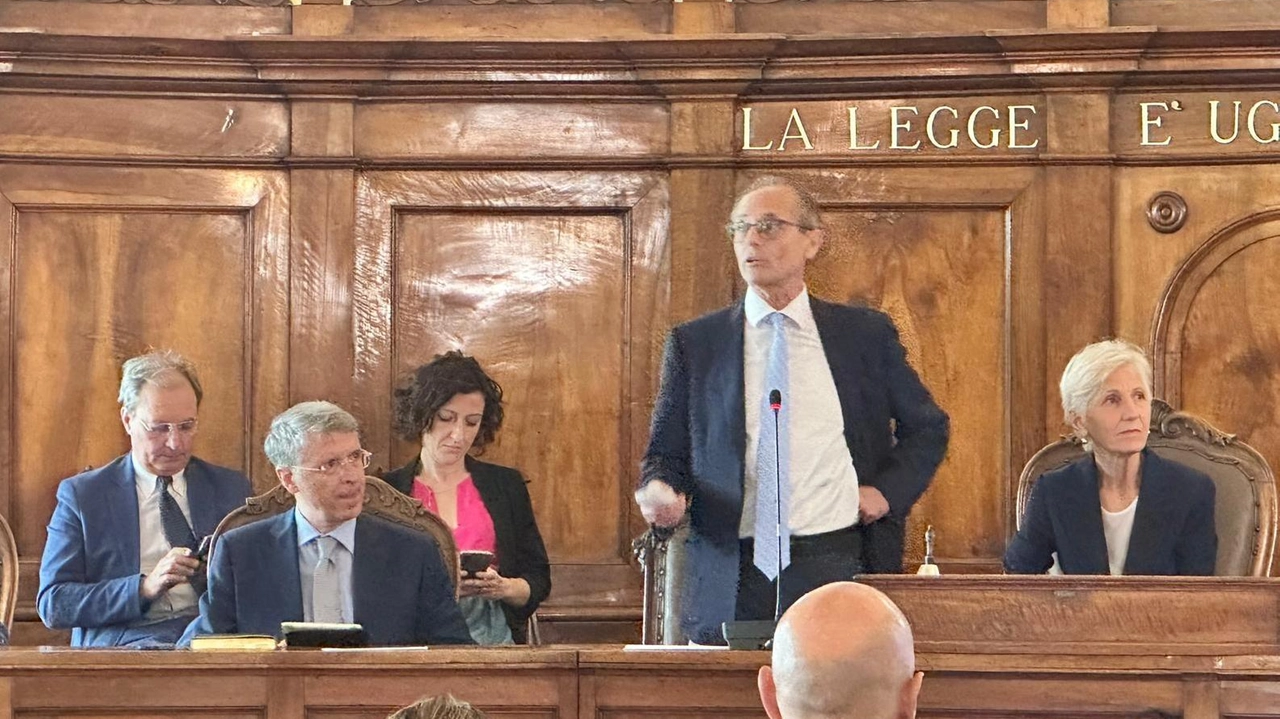 Il procuratore generale presso la Corte d’appello Sergio Sottani e il procuratore della Repubblica Raffaele Cantone Il procuratore generale presso la Corte d’appello Sergio Sottani e il procuratore della Repubblica Raffaele Cantone