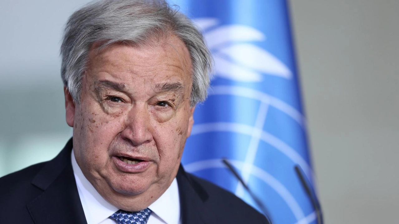 Il segretario generale dell'ONU, Guterres, avverte dei rischi del conflitto Israele-Iran e sollecita una de-escalation. Il segretario generale dell'ONU, Guterres, avverte dei rischi del conflitto Israele-Iran e sollecita una de-escalation.