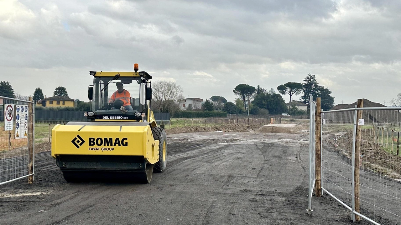 E’ di pochi giorni fa l’. inizio dei lavori alla bretellina dell’Acquacalda (foto Alcide) E’ di pochi giorni fa l’. inizio dei lavori alla bretellina dell’Acquacalda (foto Alcide)