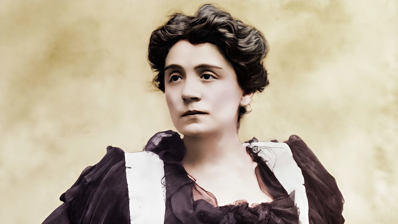 L’attrice Eleonora Duse L’attrice Eleonora Duse
