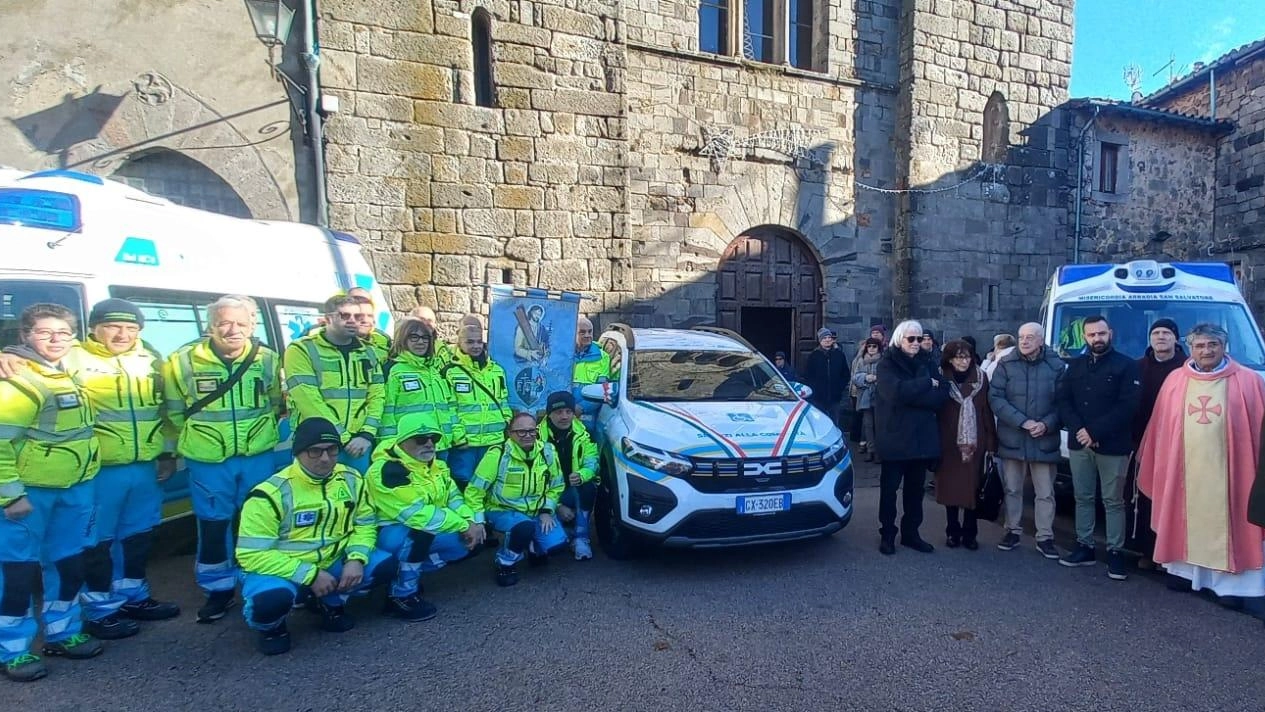 Abbadia San Salvatore, sentita cerimonia all’abbazia, a conclusione delle celebrazioni per il 150° anniversario dell’associazione Abbadia San Salvatore, sentita cerimonia all’abbazia, a conclusione delle celebrazioni per il 150° anniversario dell’associazione