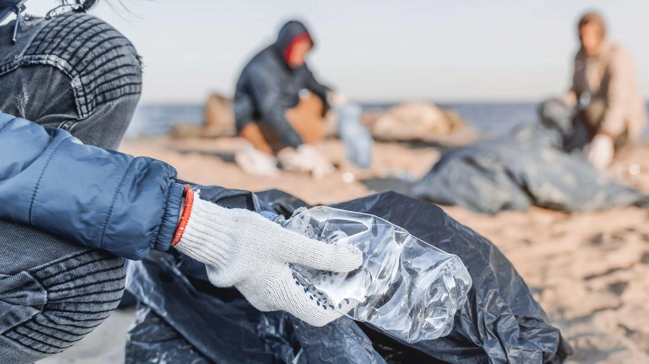 Scatta domani il progetto di raccolta e monitoraggio di plastiche e microplastiche