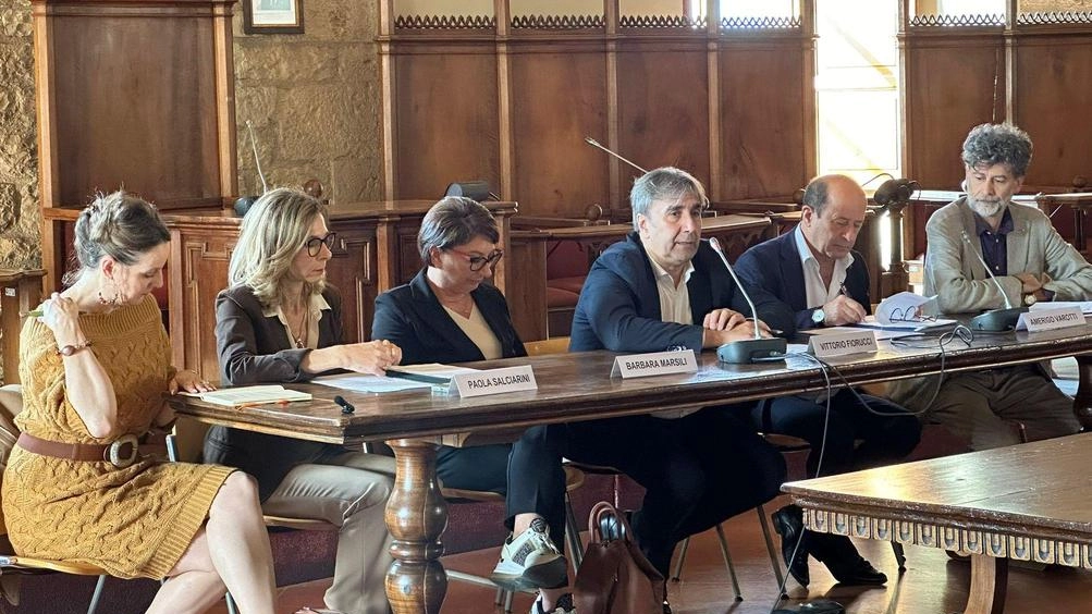 Il vertice Umbria-Marche sulla Contessa Il vertice Umbria-Marche sulla Contessa