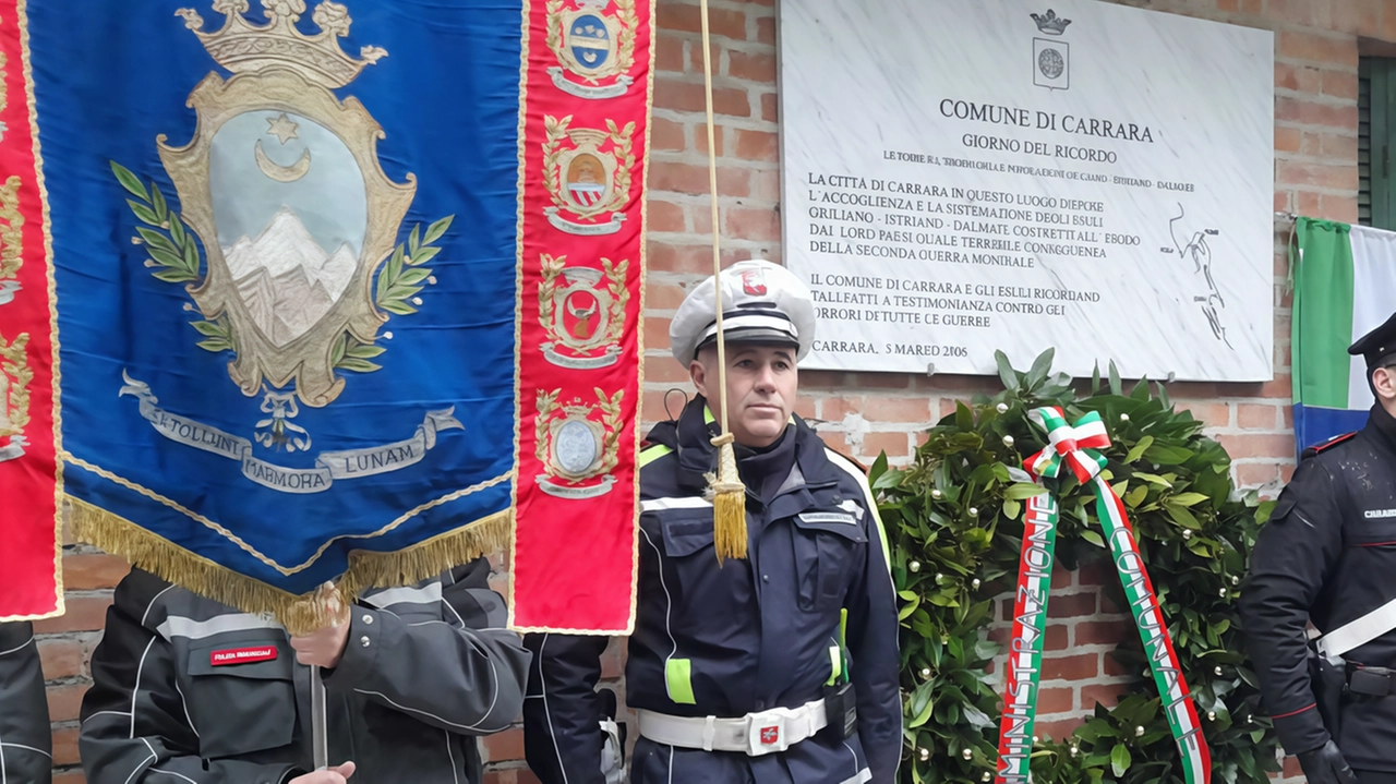 Lunedì corona alla Colonia Vercellli e e consiglio comunale straordinario Lunedì corona alla Colonia Vercellli e e consiglio comunale straordinario