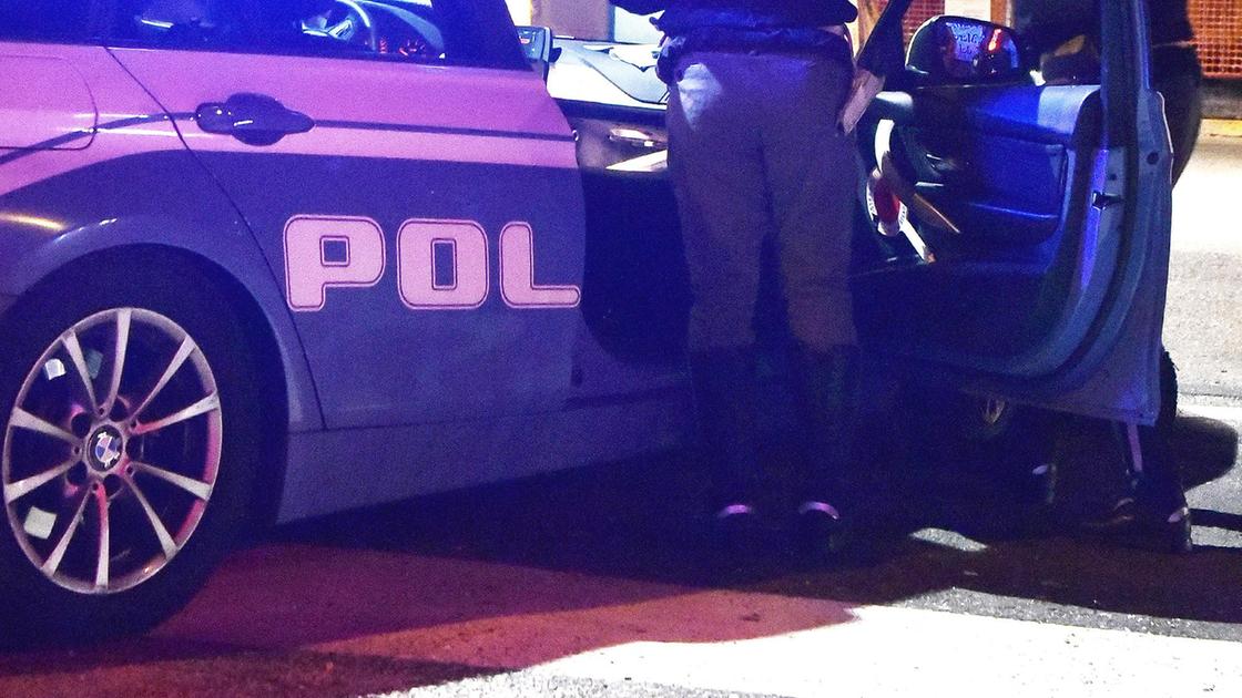 "Rapinato da due banditi". Ventenne finisce in ospedale "Rapinato da due banditi". Ventenne finisce in ospedale