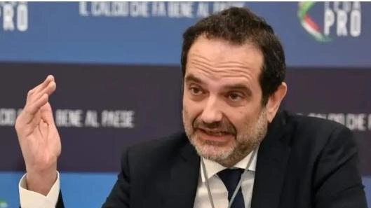 La Covisoc approva l'iscrizione di Arezzo e altre squadre in Serie C 2025/26, mentre Lucchese e Brescia restano escluse. La Covisoc approva l'iscrizione di Arezzo e altre squadre in Serie C 2025/26, mentre Lucchese e Brescia restano escluse.