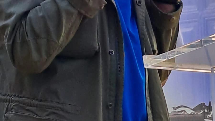 Il giornalista Fulvio Grimaldi presenterà il suo libro "Uno sguardo dal fronte" a Gambassi Terme, condividendo esperienze e testimonianze cruciali delle guerre del Novecento e del nuovo secolo. Un evento di riflessione culturale organizzato dall'associazione Lucidamente. Il giornalista Fulvio Grimaldi presenterà il suo libro "Uno sguardo dal fronte" a Gambassi Terme, condividendo esperienze e testimonianze cruciali delle guerre del Novecento e del nuovo secolo. Un evento di riflessione culturale organizzato dall'associazione Lucidamente.