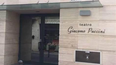 L’ingresso del cinema-teatro «Puccini» ad Altopascio. E’ scaduto il bando e le attività resteranno chiuse per un po’. Ma ad autunno, dice il Comune, tutto ripartirà L’ingresso del cinema-teatro «Puccini» ad Altopascio. E’ scaduto il bando e le attività resteranno chiuse per un po’. Ma ad autunno, dice il Comune, tutto ripartirà