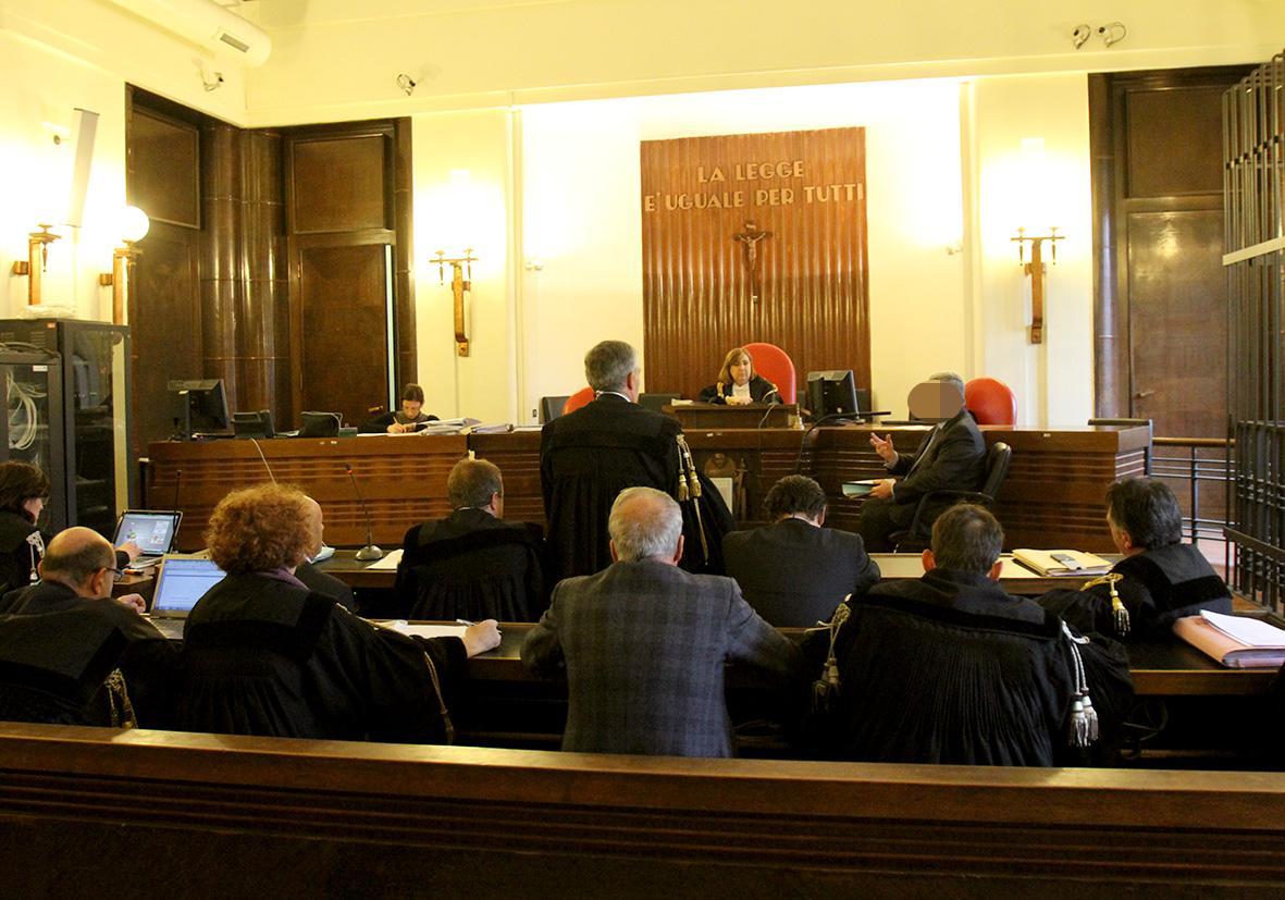 https://www.lanazione.it/image-service/view/acePublic/alias/contentid/MjEyNzMyMDUtNTJjNy00/0/paga-la-multa-col-finto-bollettino-condannata-per-falso-e-truffa.jpeg?f=1.90:1&w=1200