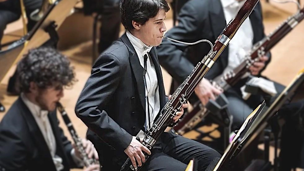 Il 23enne ha vinto il concorso per entrare in una delle orchestre più prestigiose al mondo "Un traguardo importante, pronto a dimostrare che la fiducia su di me è stata ben riposta" . Il 23enne ha vinto il concorso per entrare in una delle orchestre più prestigiose al mondo "Un traguardo importante, pronto a dimostrare che la fiducia su di me è stata ben riposta" .